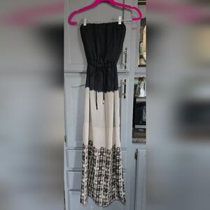 Maurices Chic Black and Cream Maxi Dress Size XS